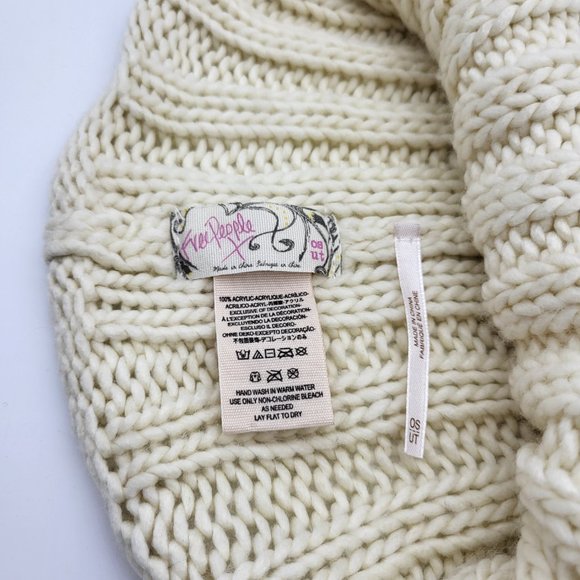 Free People Ivory White/Cream Ribbed Boho Beanie, One Size, GUC - Picture 3 of 5